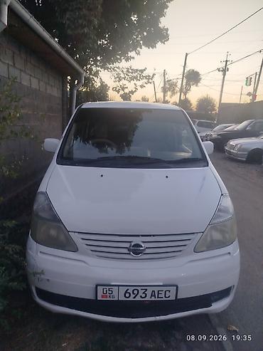 спринтер 7 мест: Nissan Serena: 2002 г., 2 л, Автомат, Бензин, Минивэн — 2