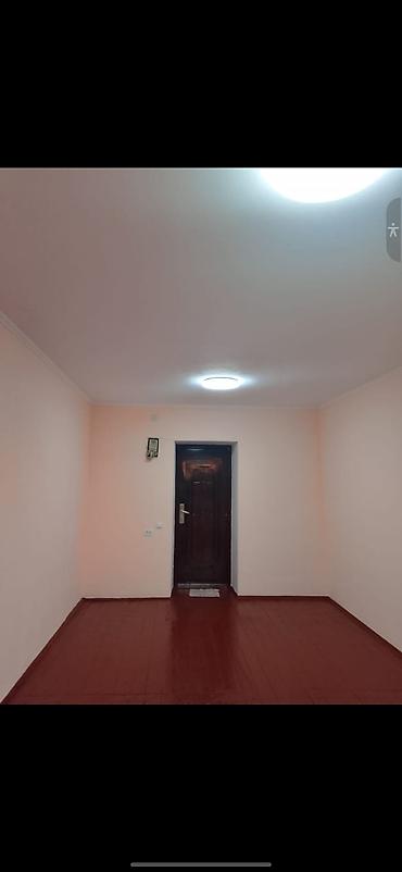 с местом: 1 комната, 19 м², 5 мкр 3 этаж — 1