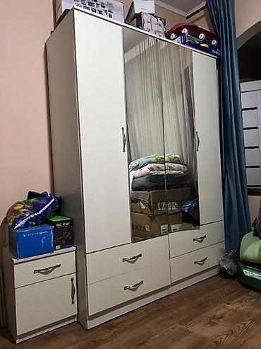 silver kitchen: Спальный гарнитур, Б/у, Двуспальная кровать, Самовывоз, цвет - Бежевый — 3