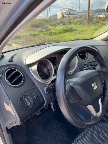 Seat: Seat Ibiza: 1.4 l. | 2010 έ. 182480 km. Χάτσμπακ — 8