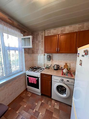 Продажа квартир: 2 комнаты, 43 м², 9 мкр 104 серия, 2 этаж, Косметический ремонт — 2