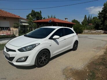 Hyundai: Hyundai i30: 1.4 l. | 2015 έ. Χάτσμπακ
