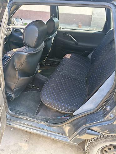 Volkswagen Passat: 1991 г., 1.8 л, Механика, Бензин, Универсал