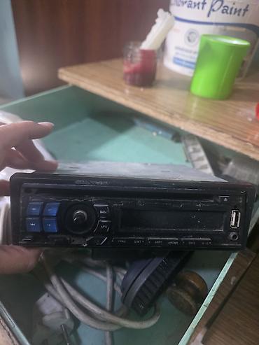 Автомагнитола 1DIN с USB и поддержкой MP3 - Форм‑фактор: 1DIN