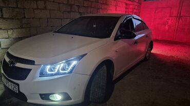 Chevrolet: Chevrolet Cruze: 1.6 l | 2010 il 260000 km Sedan — 6