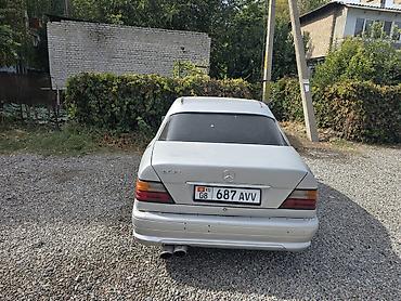 Mercedes-Benz: Mercedes-Benz E-Class: 1993 г., 3.2 л, Механика, Бензин, Седан — 9