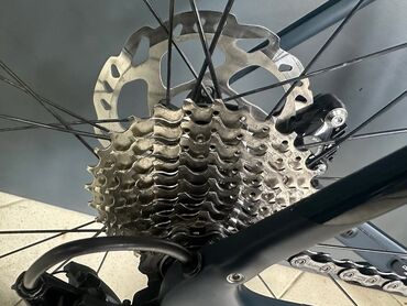 İdman velosipedləri: TREK yol velosipedi – karbon karkaslı, disk əyləcli, Shimano 105 — 4