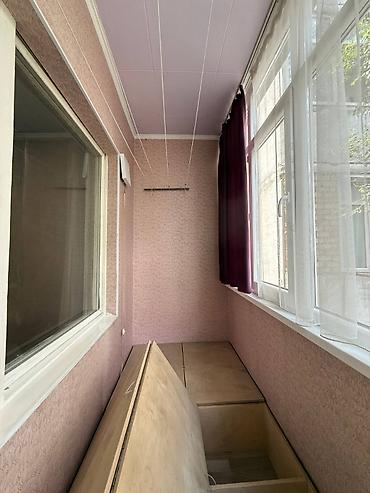 микрорайон 5: 1 комната, 35 м², 105 серия, 4 этаж — 3
