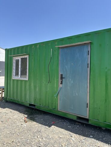 сдаю времянку в лебединовке: Продаю студию дом из контейнера! Имеется в наличии Без участка! С Сан