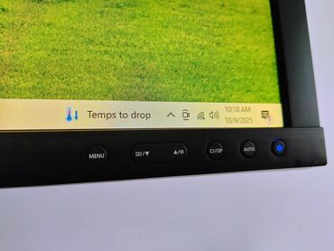 Monitori: Samsung PLS Monitor 24"   Prodajem vrhunski monitor Samsung — 5