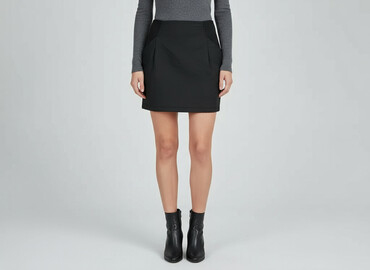 stradivarius top z odkrytymi ramionami: Stradivarius, Women`s skirt, size S