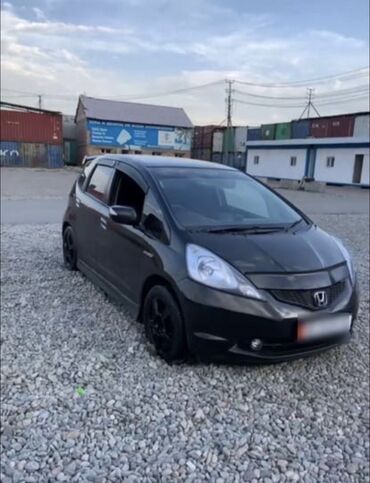 honda fit ариа: Срочно продается Хонда фит 2008.обьем 1.3 машина в хорошем состоянии