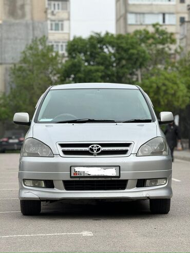 s 550: Toyota Ipsum: 2002 г., 2.4 л, Автомат, Газ, Минивэн
