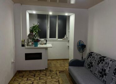 комната с подселением для парней: 1 комната, Собственник