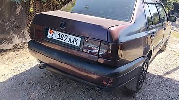 dewoo lanos: Volkswagen Vento: 1994 г., 1.8 л, Механика, Бензин, Седан — 4