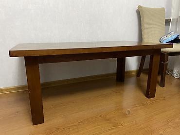 study table: Журнальный столик в хорошем состоянии. Размер: 1.25 м х 0.7 м. Можем — 2