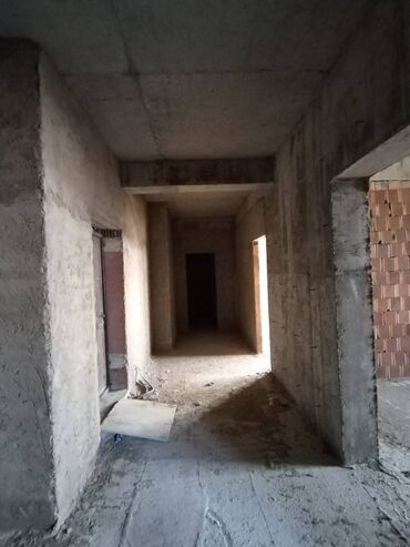 Yeni tikili: 4 otaqlı, Yeni tikili, 151 kv. m — 6