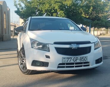 Chevrolet: Chevrolet Cruze: 1.4 l | 2015 il 20016 km Sedan -da lalafo.az — 7 Chevrolet: Chevrolet Cruze: 1.4 l | 2015 il 20016 km Sedan — 7