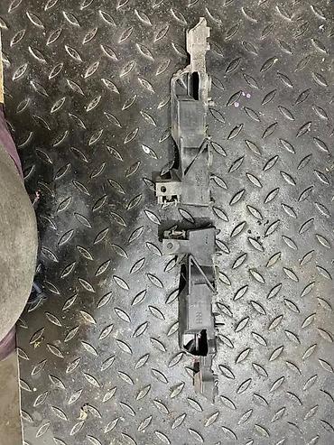 b6 1817: AUDI A6 C7 8 NOSAC BRANIKA PVC 4G0807283 4G08P7284 | audi vw delovi — 5