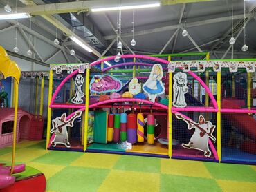 детский игровой зал: Предлагаем купить детские игровые лабиринты собственного производства