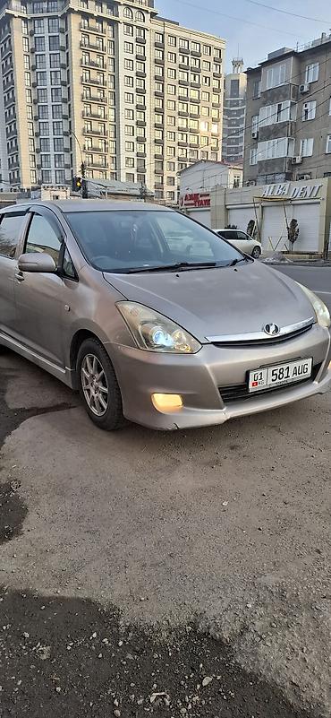 Toyota: Toyota WISH: 2005 г., 1.8 л, Универсал — 4