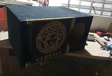 Dinamiklər və sabvuferlər: Avtomobil subvufer qutusu – Versace tematik dizayn - Material: qalın — 2