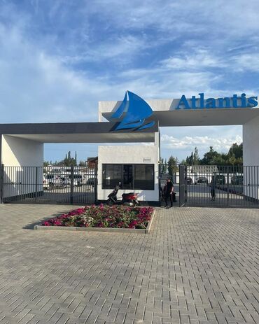продаю дом бишкек ак босого: Коттедж, АТЛАНТ ЦО Атлантис, Сары-Ой, Детская площадка, Парковка, стоянка, Охраняемая территория