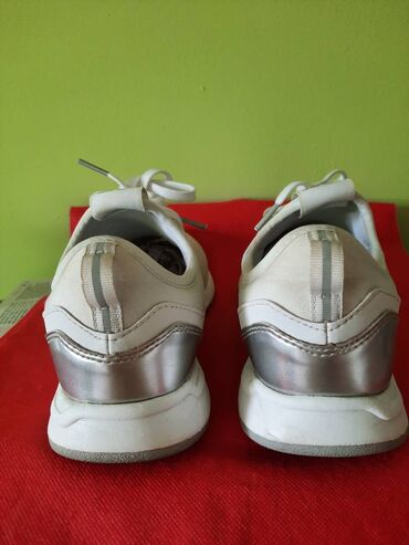 Patike: New Balance, 37.5, bоја - Bela — 5