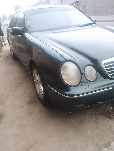 Mercedes-Benz: Mercedes-Benz E-Class: 2000 г., 3.2 л, Седан — 5