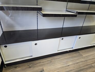 Digər mebel: Geyim mağazası ücün mebel,vitrin stilaj,aksesuarlar, kreslo -da lalafo.az — 10 Digər mebel: Geyim mağazası ücün mebel,vitrin stilaj,aksesuarlar, kreslo — 10