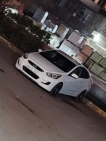 mersedes babin: Hyundai Accent: 1.6 l | 2015 il Sedan — 7