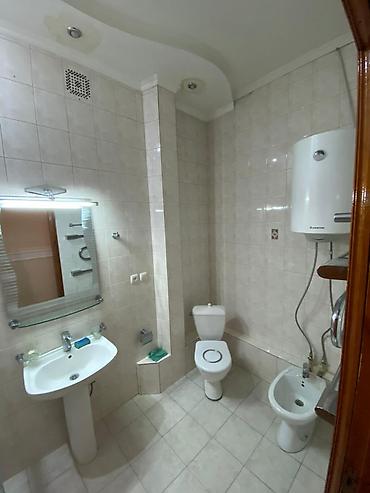 Продажа квартир: 4 комнаты, 154 м², Сталинка, 2 этаж, Евроремонт at lalafo.kg — 8 Продажа квартир: 4 комнаты, 154 м², Сталинка, 2 этаж, Евроремонт — 8