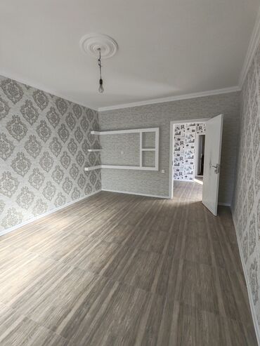 Həyət evləri və villaların satışı: Binəqədi qəs. 2 otaqlı, 60 kv. m, Kredit var, Yeni təmirli — 4