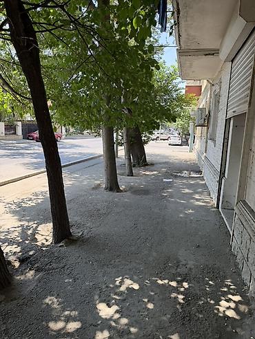 аренда парикмахерской: 7ci Mikrorayonda Bərbər kreslo icarəyə verilir yol kənarı gediş — 5