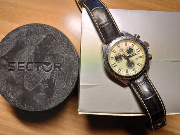 Προσωπικά αντικείμενα: Ρολόι Sector 280, quartz, χρονογράφος, 43 mm, 5 atm,date, δερμάτινο