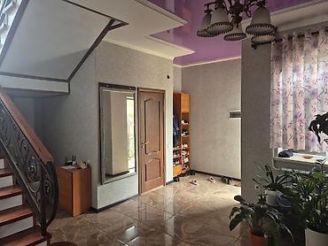 Продажа домов: 5 комнат, 240 м², 5 соток, Бишкек, Алтын-ордо ж/м Собственник — 5