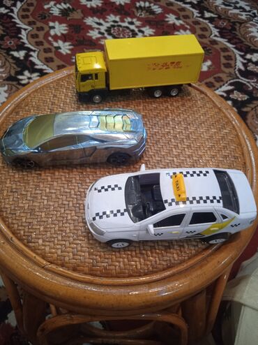 Игрушки: Набор детских игрушек, разнотипный микс. Состав: - Машинки и — 13