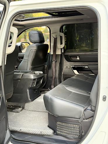 Toyota: Toyota Тундра: 2023 г., 3.5 л, Автомат, Гибрид, Пикап — 6