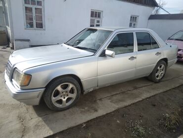 Mercedes-Benz: Mercedes-Benz W124: 1994 г., 2.2 л, Механика, Бензин, Седан