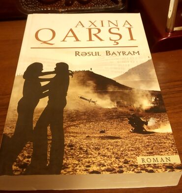 Testlər: Rəsul Bayramın müəllifi olduğu "Axına Qarşı" romanı. Kitabın üz