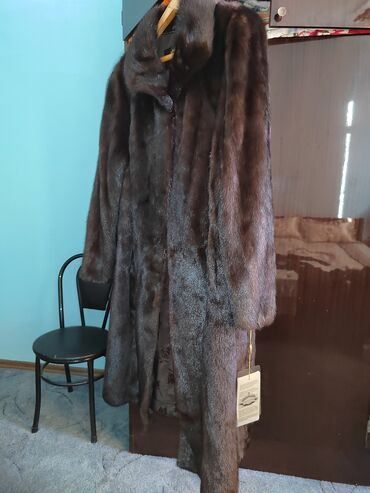 Шубы: Норковая шуба Luxury Boutique Furs, классический длинный силуэт — 7