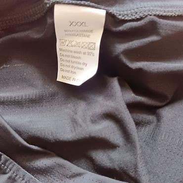 levis beograd: Crna sportska majica, kratki rukav, okrugli izrez. Lagan, rastegljiv i — 4