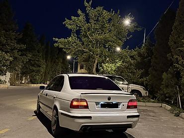 bmw x3 xdrive35i at: BMW 5 Series E39 sedan – ağ rəng, 4 qapı, arxa ötürücülü. Klassik — 2