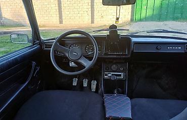 VAZ (LADA): VAZ 2107 sedan - Kuzov: klassik, ağ rəng - Ön hissə: xrom radiator — 6