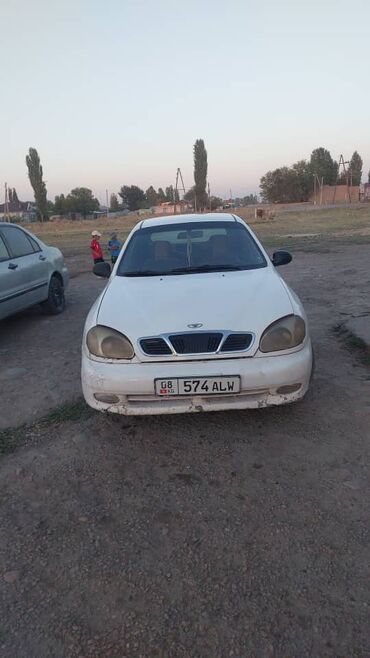 продаю или меняю на дом: Daewoo Lanos: 1997 г., 1.5 л, Механика, Бензин, Хетчбек