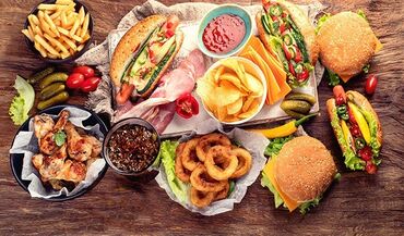 Повара: Salam mən Əziz Talehoğlu 29 yaşım var. Artıq 13 ildirki restoran