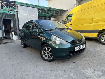 Honda: Honda Jazz: 2002 г., 1.4 л, Механика, Бензин, Хэтчбэк