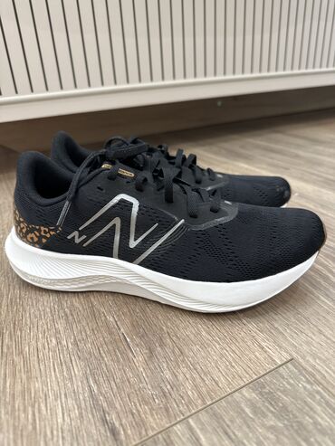 туфли женские германские: Кроссовки, 40.5, New Balance, Новый, цвет - Черный, Самовывоз