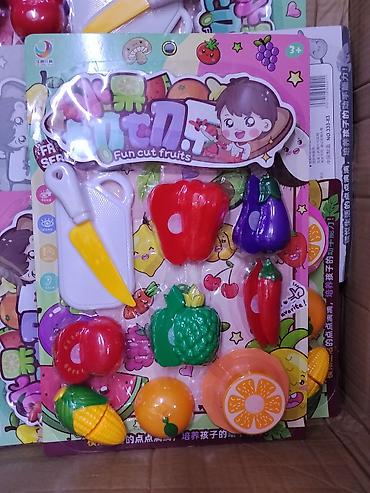 Набор игрушечных фруктов и овощей “Fun cut fruits” для игры в кухню