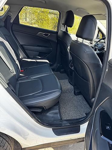 low ll: Kia Sportage: 2021 г., 2 л, Автомат, Дизель, Кроссовер — 8